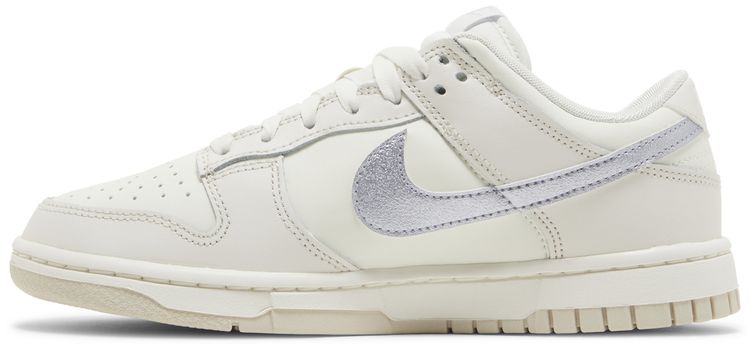 Nike Wmns Dunk Low Sail Oxygen Purple