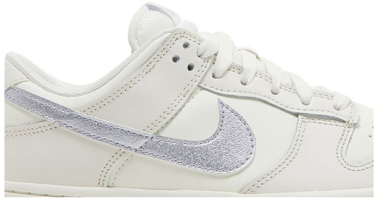 Nike Wmns Dunk Low Sail Oxygen Purple