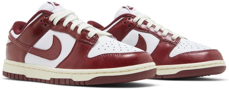 Wmns Dunk Low Premium Vintage Red