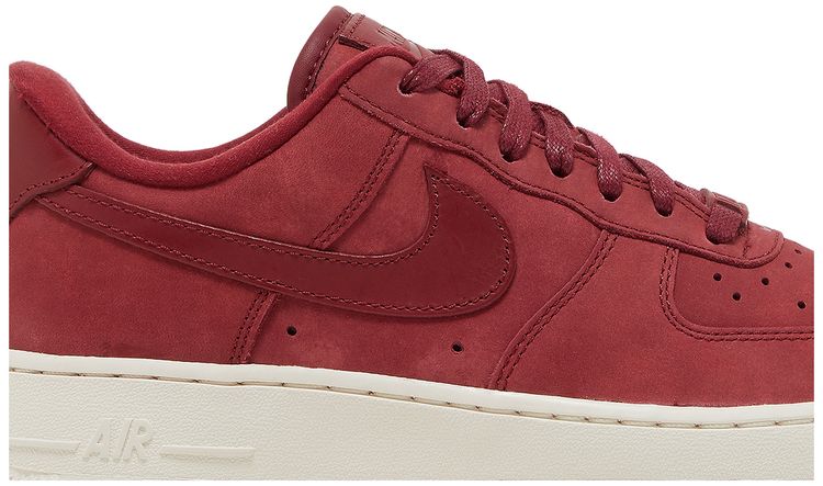 Nike Wmns Air Force 1 Premium Team Red