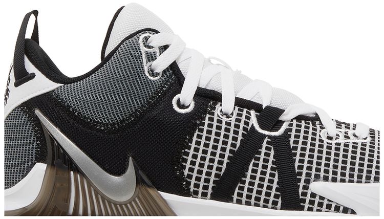 LeBron Witness 7 White Black