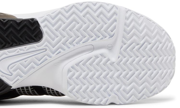 LeBron Witness 7 White Black