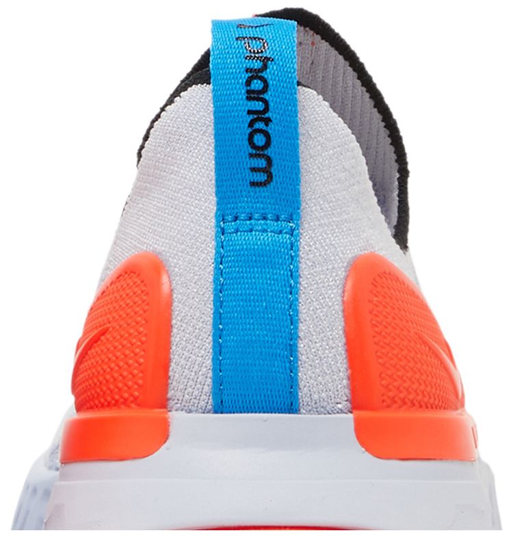 Nike Wmns React Phantom Run Flyknit 2 Grey Bright Crimson