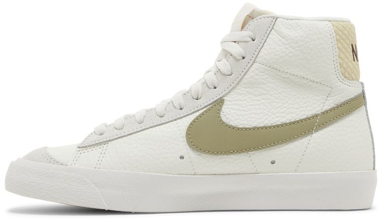 Nike Wmns Blazer Mid 77 Python Heel