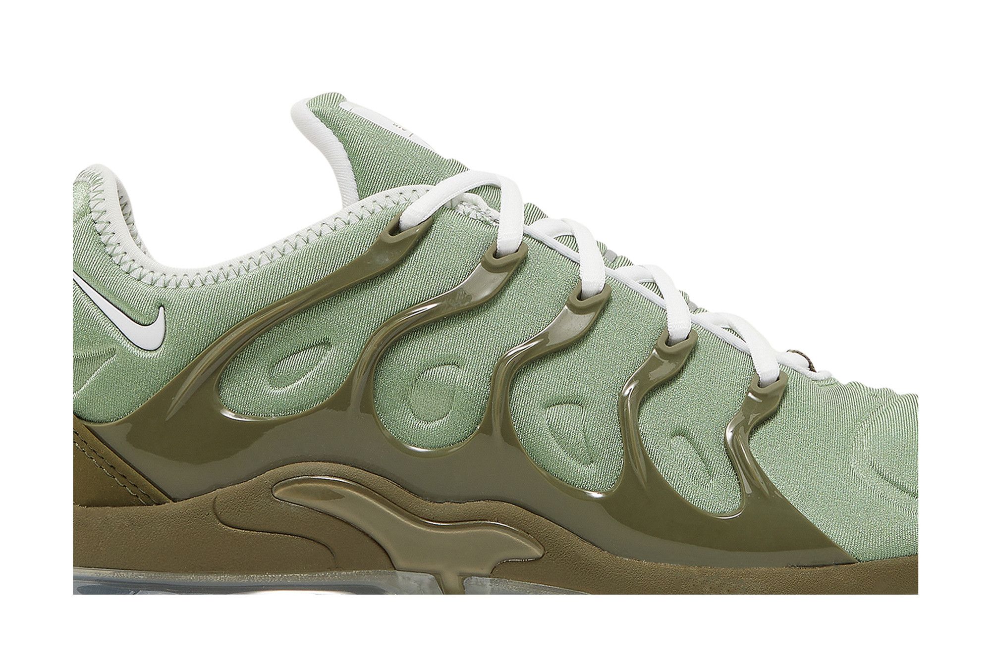 Nike vapormax plus women's grey 2025