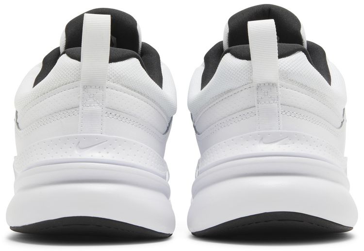 Defy All Day Extra Wide White Black