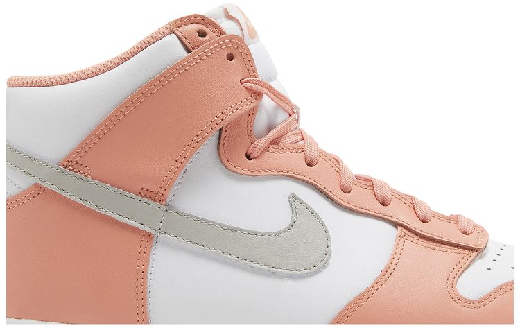 Nike Wmns Dunk High Salmon