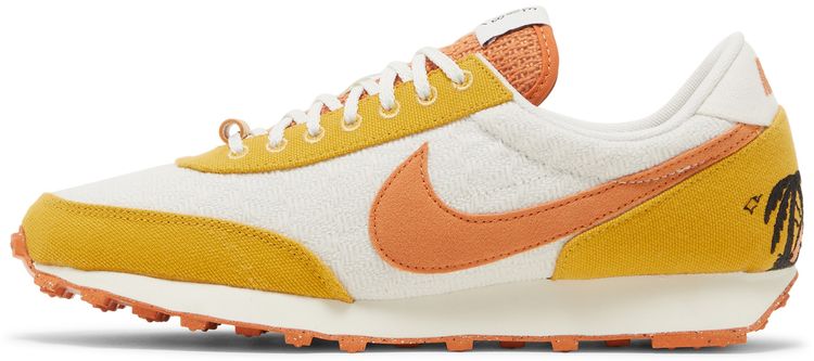 Nike Wmns Daybreak SE Sun Club   White Sand Gold
