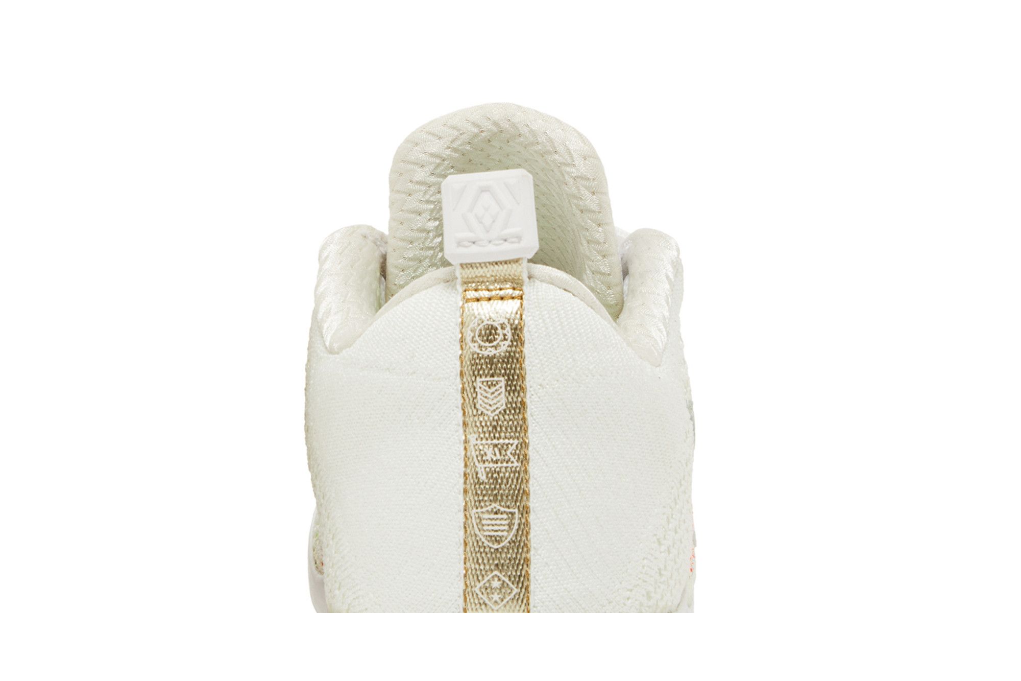 Buy Kobe 11 Elite Low 4KB White Horse 824463 199 GOAT CA