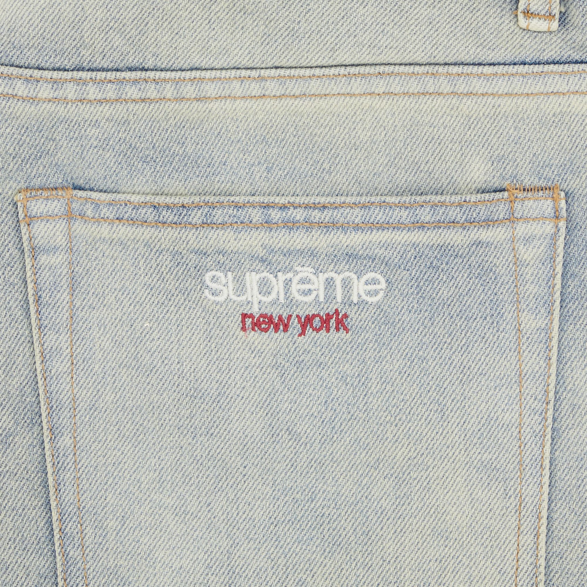 Size 32 Supreme Baggy Denim Short 'Dirty Indigo'
