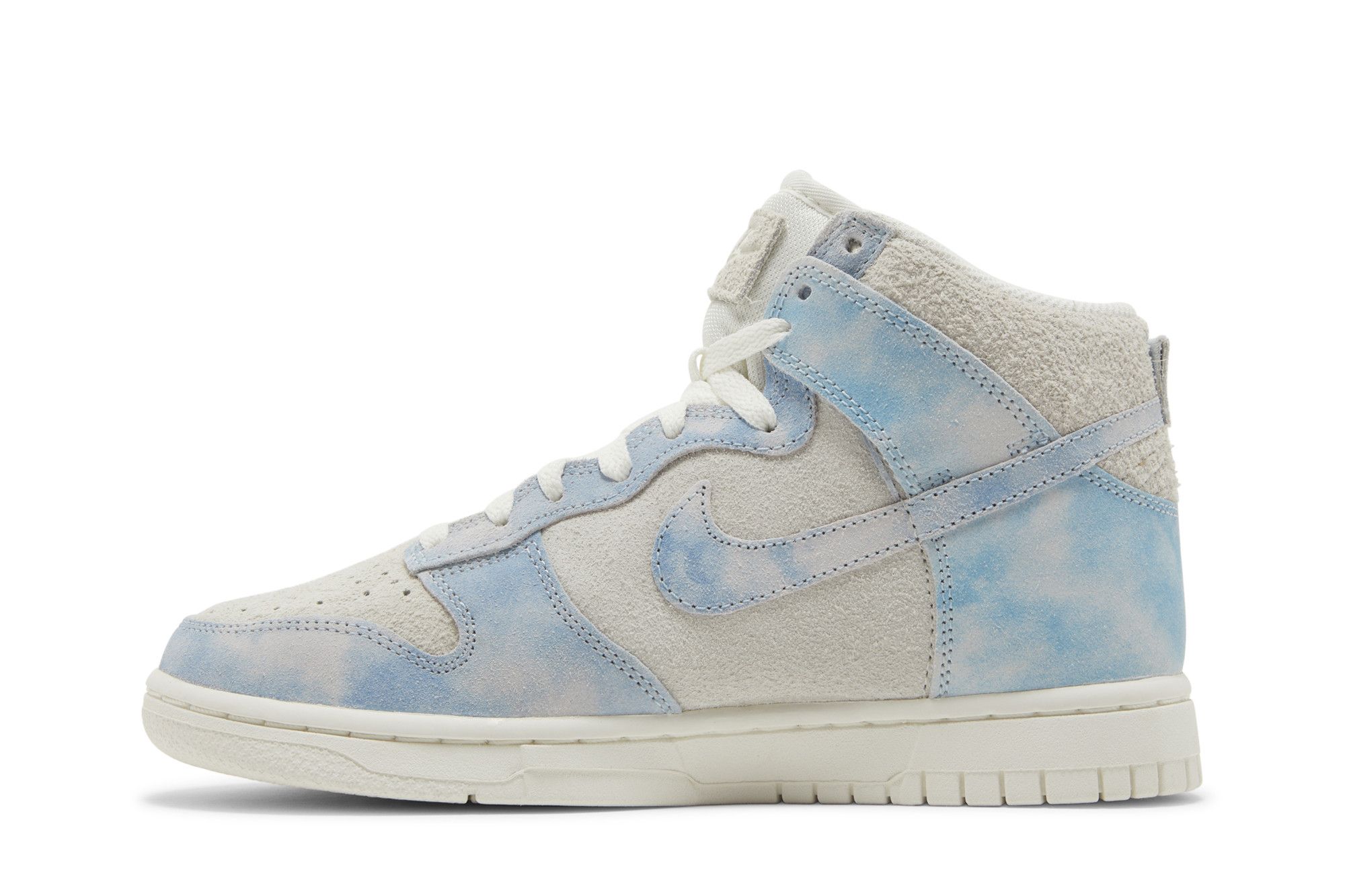 Nike sb dunk high clouds hot sale