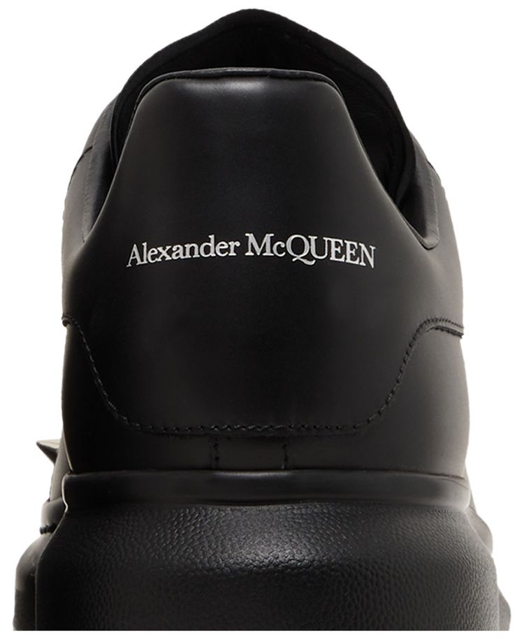 Alexander McQueen Oversized Sneaker Studded   Black