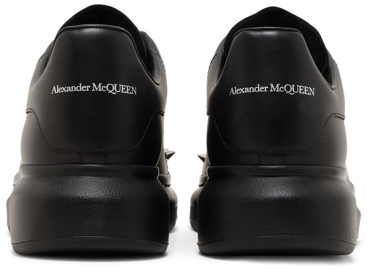 Alexander McQueen Oversized Sneaker Studded   Black