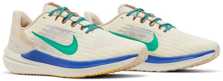 Nike Air Winflo 9 Premium Coconut Milk Stadium Green