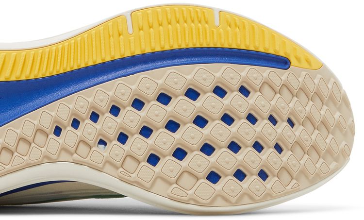 Nike Air Winflo 9 Premium Coconut Milk Stadium Green