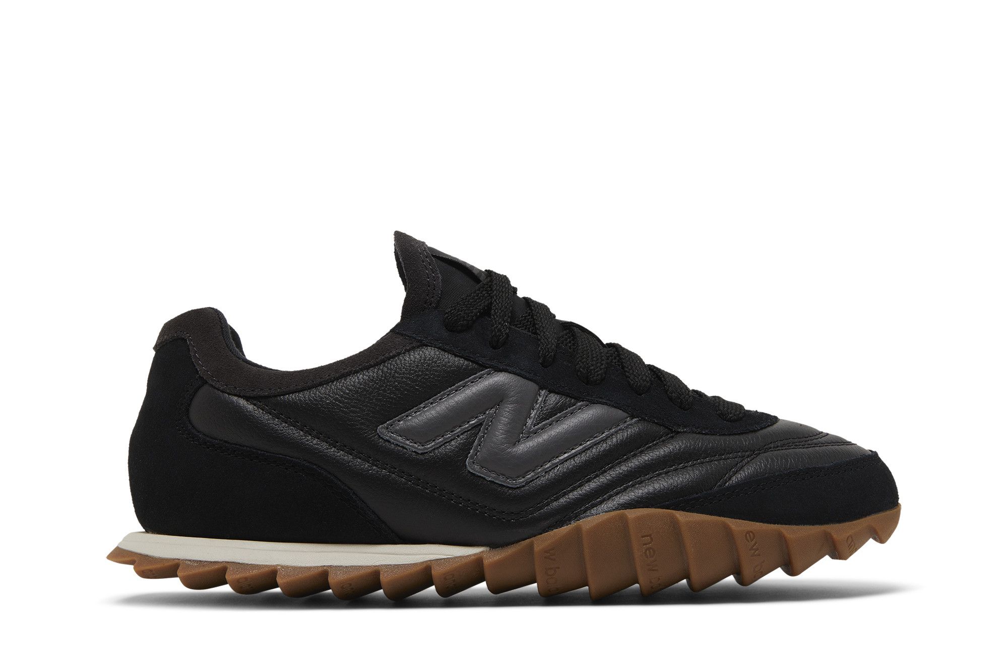 New balance cheap black magnet