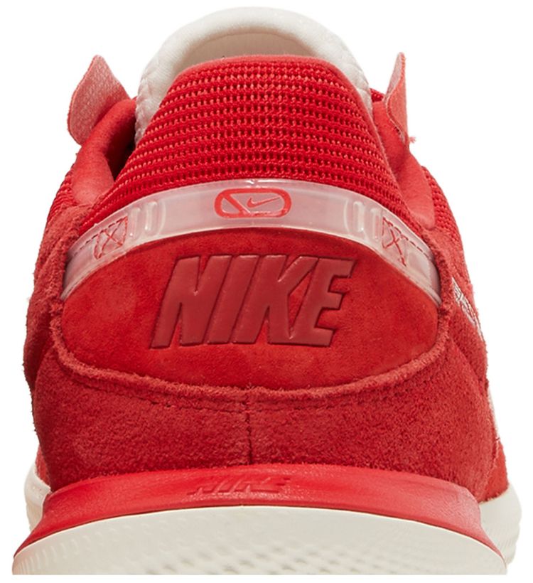 Nike Streetgato University Red Sail