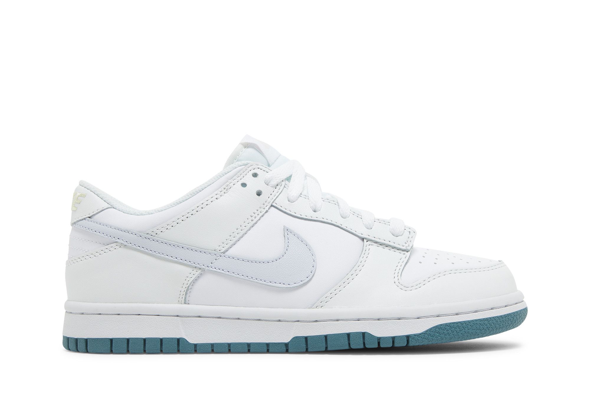 Grey and deals teal nike