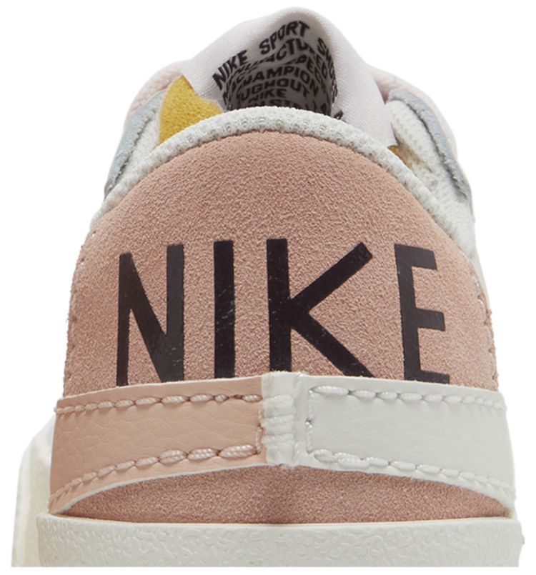 Nike Wmns Blazer Low 77 Jumbo Light Soft Pink