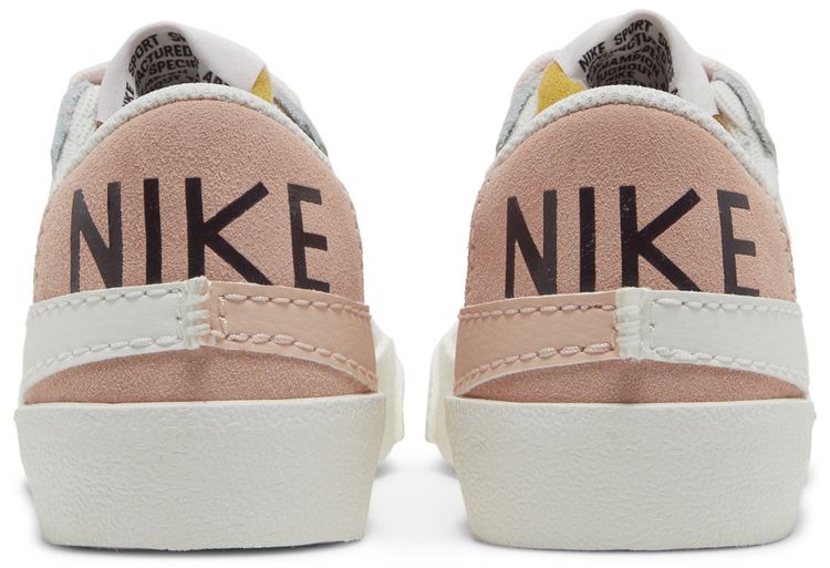 Nike Wmns Blazer Low 77 Jumbo Light Soft Pink