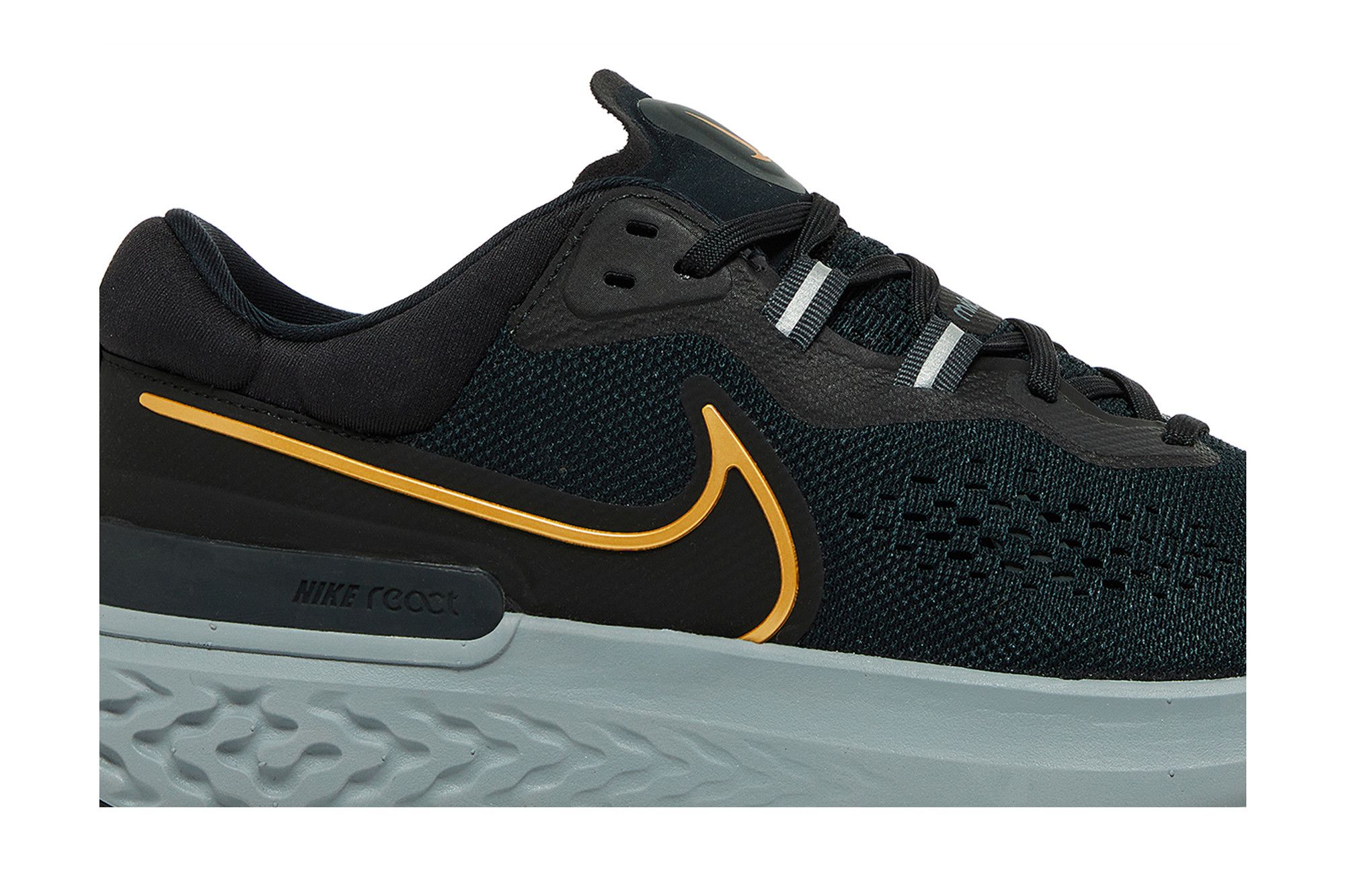 Buy React Miler 2 Black Metallic Gold CW7121 005 GOAT