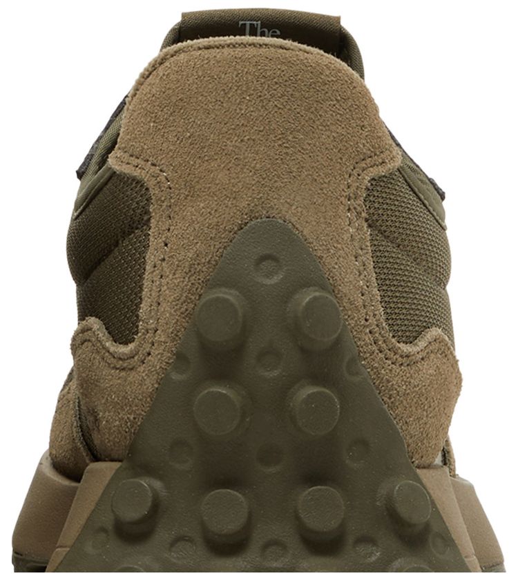 New Balance 327 Dark Camo