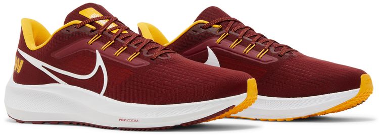 Nike NFL x Air Zoom Pegasus 39 Washington Commanders