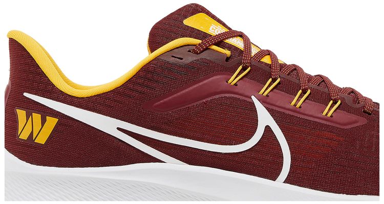 Nike NFL x Air Zoom Pegasus 39 Washington Commanders