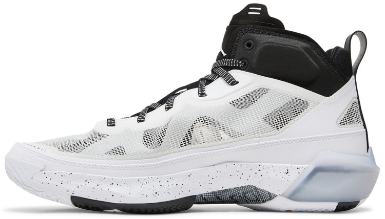 Air Jordan 37 Oreo
