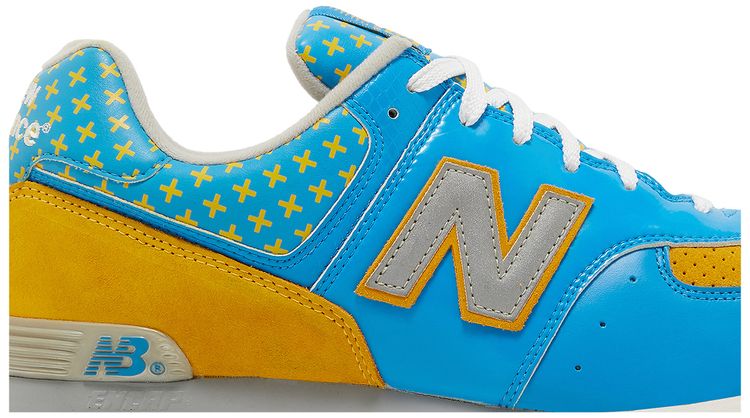 New Balance 574 Flag Collection   Sweden