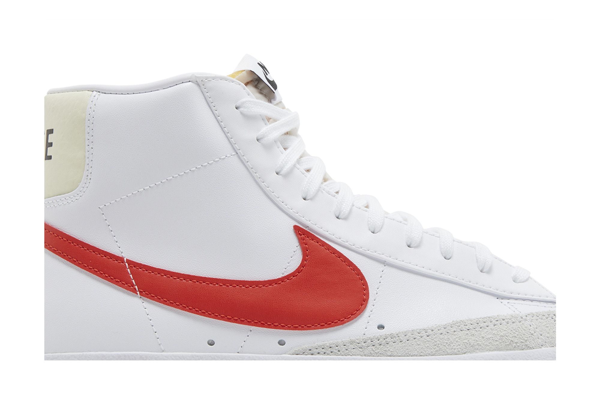 Buy Blazer Mid 77 Vintage White Picante Red BQ6806 122 GOAT CA