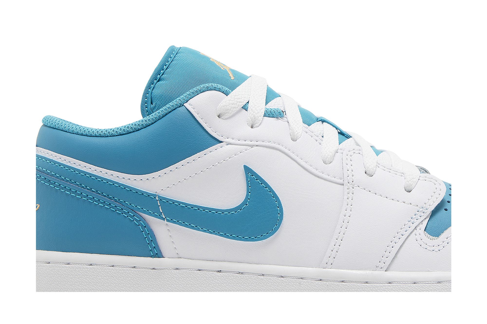 Buy Air Jordan 1 Low GS 'Aquatone' - 553560 174 | GOAT
