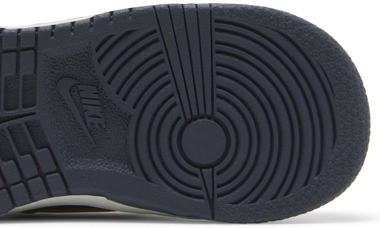 Nike Dunk Low SE TD Copper Swoosh