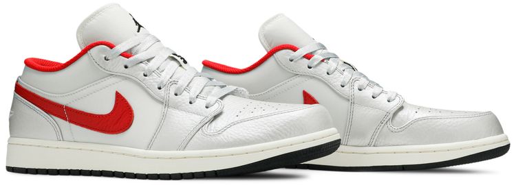 Air Jordan 1 Low Night Track