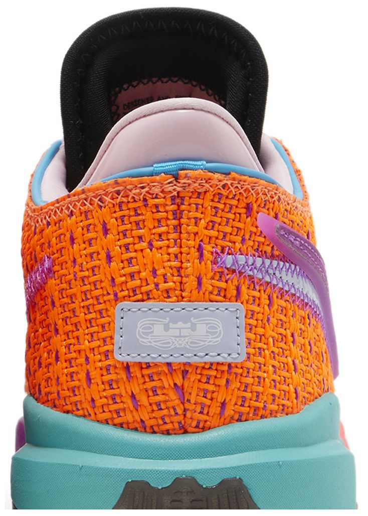 Nike LeBron 20 GS Chosen 1