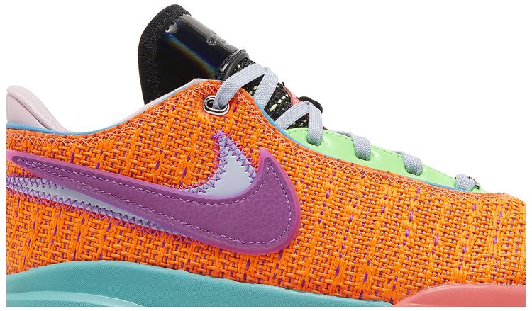 Nike LeBron 20 GS Chosen 1