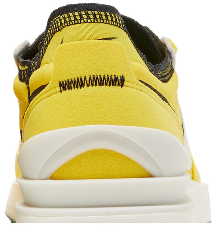 Nike Waffle One SE Tour Yellow