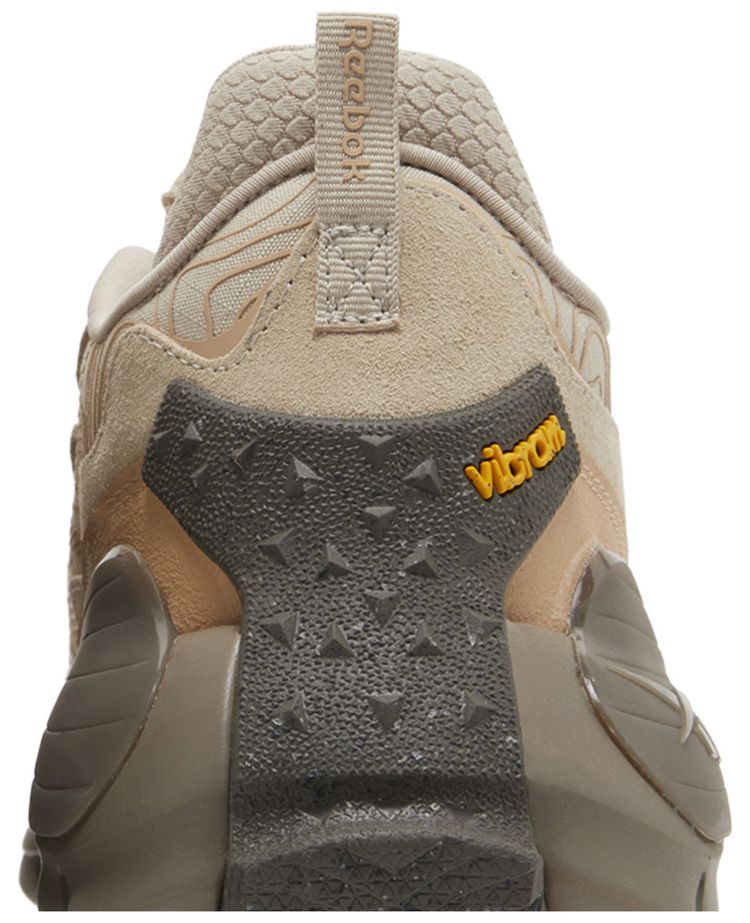 Reebok Zig Kinetica 25 Edge Modern Beige Sahara