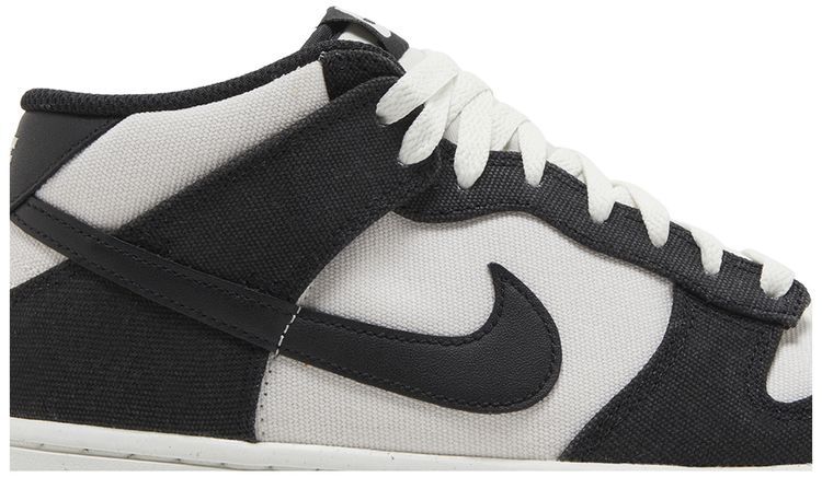 Nike Dunk Mid Canvas Panda