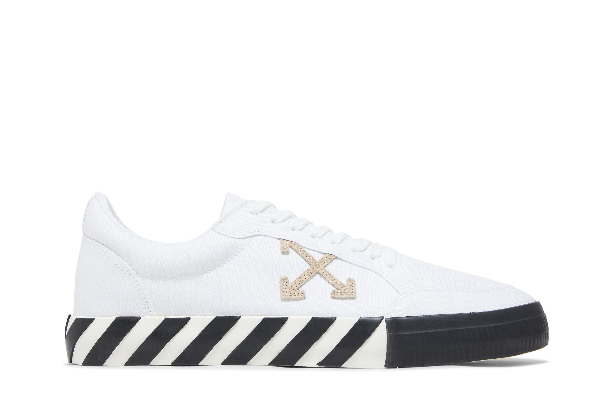 Off white vulc low top black store