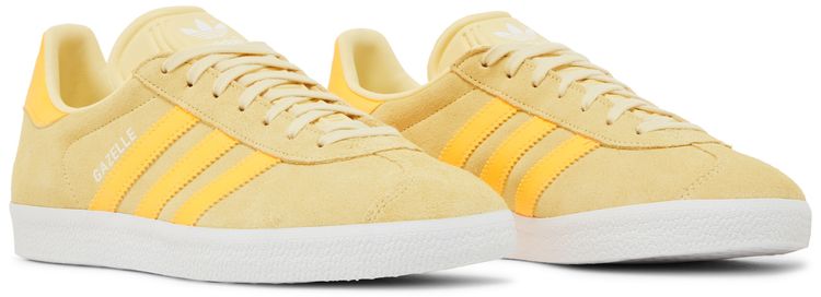 Wmns Gazelle Almost Yellow