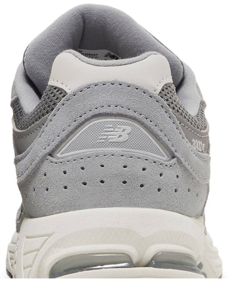 New Balance 2002R Big Kid Steel Lead