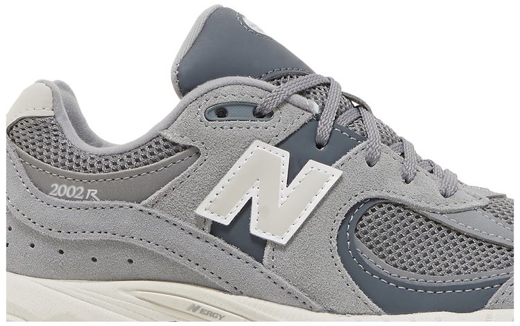 New Balance 2002R Big Kid Steel Lead