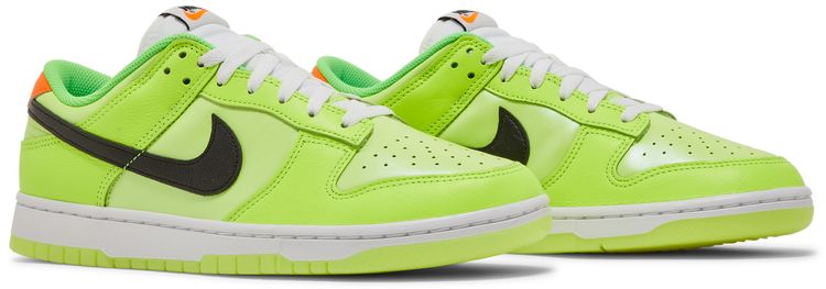 Dunk Low SE Volt