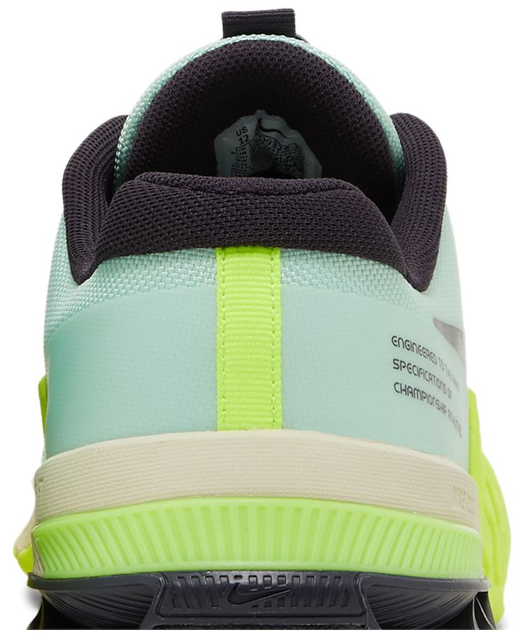 Nike Metcon 8 Mint Foam Volt