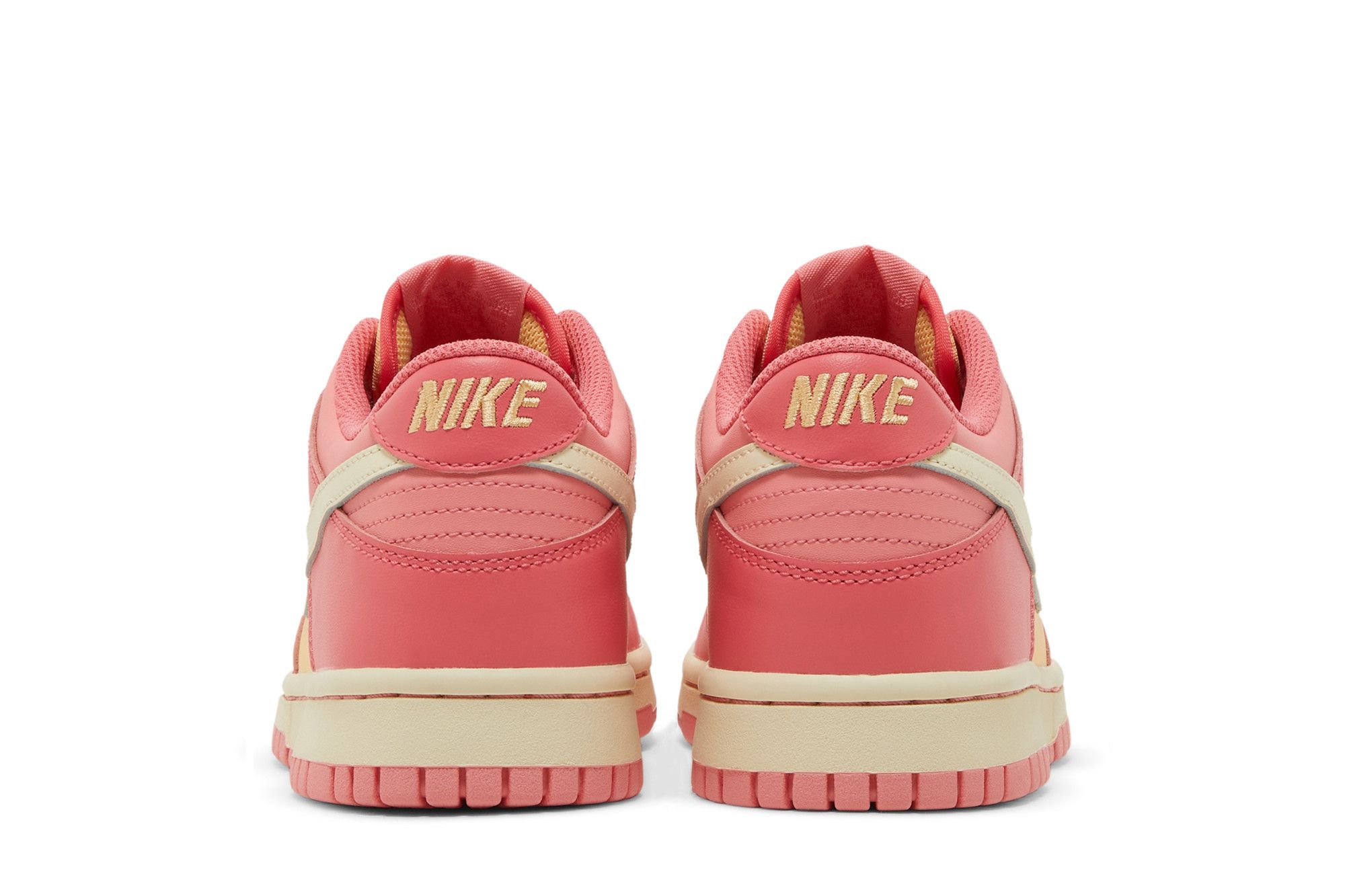 Nike Dunk Lowダスティピーチ Nike SB Dunk Low 