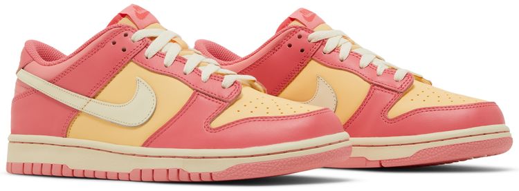 Nike Dunk Low GS Strawberry Peach