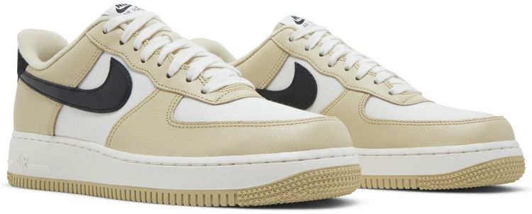 Nike Air Force 1 07 LX Team Gold