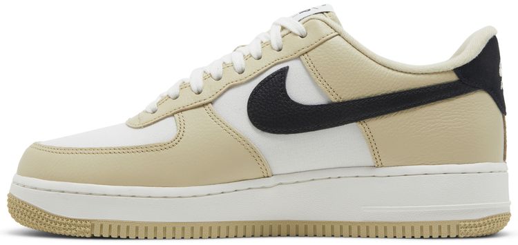 Nike Air Force 1 07 LX Team Gold