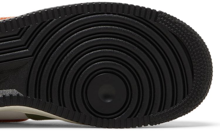 Nike Air Force 1 07 Oil Green Orange